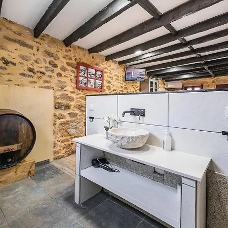 Guestready - Charming Stone Retreat